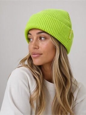 Lululemon Close-Fit Cotton Blend Ribbed Beanie Neon Green S/M NWT